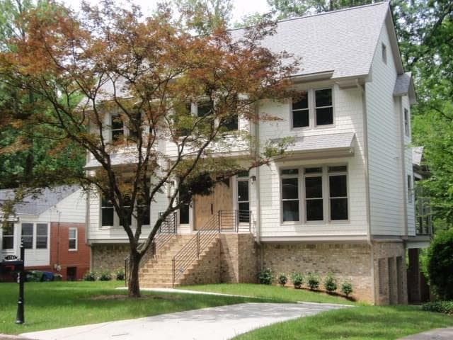 4 bedroom, 3,266 sq ft single family residence sold at 1742 Helen Drive, Atlanta, GA 30306