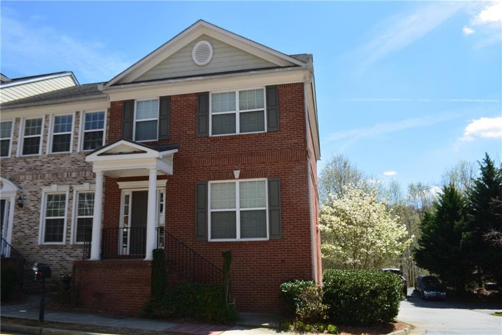 2 bedroom, 2,016 sq ft townhouse sold at 1859 Appaloosa Mill Court 1859, Buford, GA 30519
