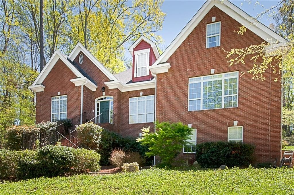 5 bedroom, 4,324 sq ft single family residence sold at 2291 Tristan Circle, Atlanta, GA 30345