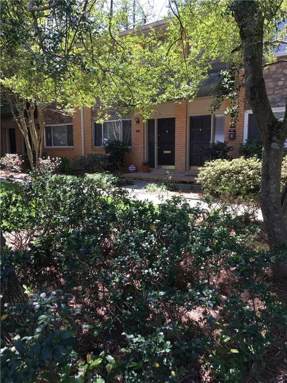 2 bedroom, 1,036 sq ft condominium sold at 100 Biscayne Drive A3, Atlanta, GA 30309