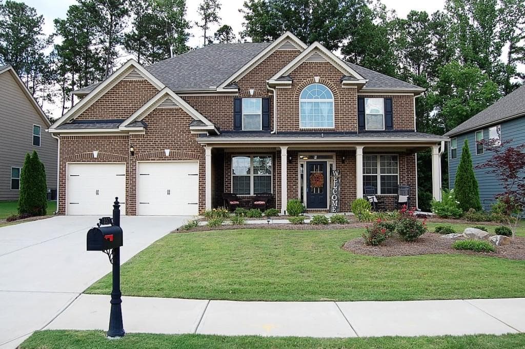 5 bedroom, 3,684 sq ft single family residence sold at 257 Fairway Drive, Acworth, GA 30101