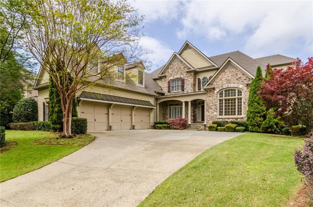 5 bedroom, 7,846 sq ft single family residence sold at 3555 Langley Oaks Court, Marietta, GA 30067