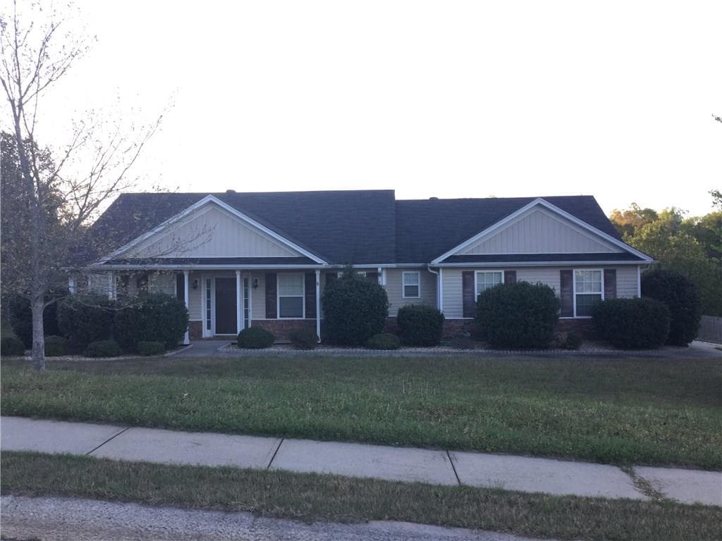 301 Bradford Court, Auburn, GA 30011 — most recent listing photo