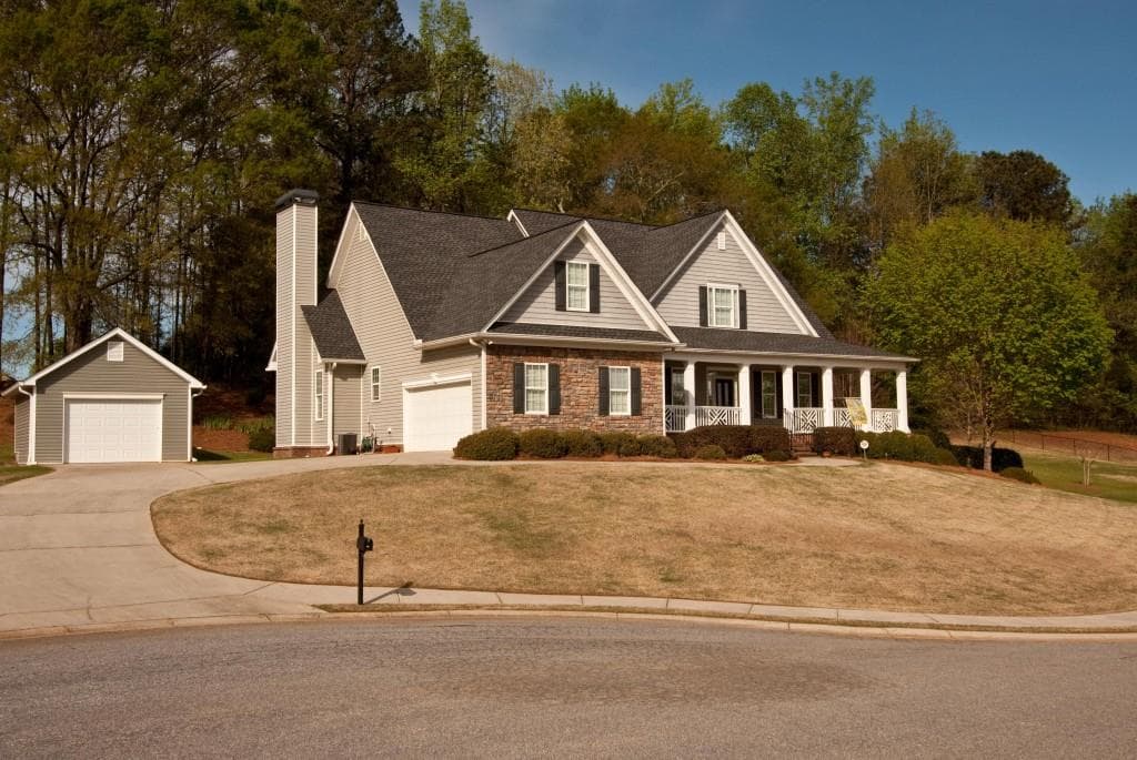 4 bedroom, 2,738 sq ft single family residence sold at 64 Cassidy Cove, Jefferson, GA 30549