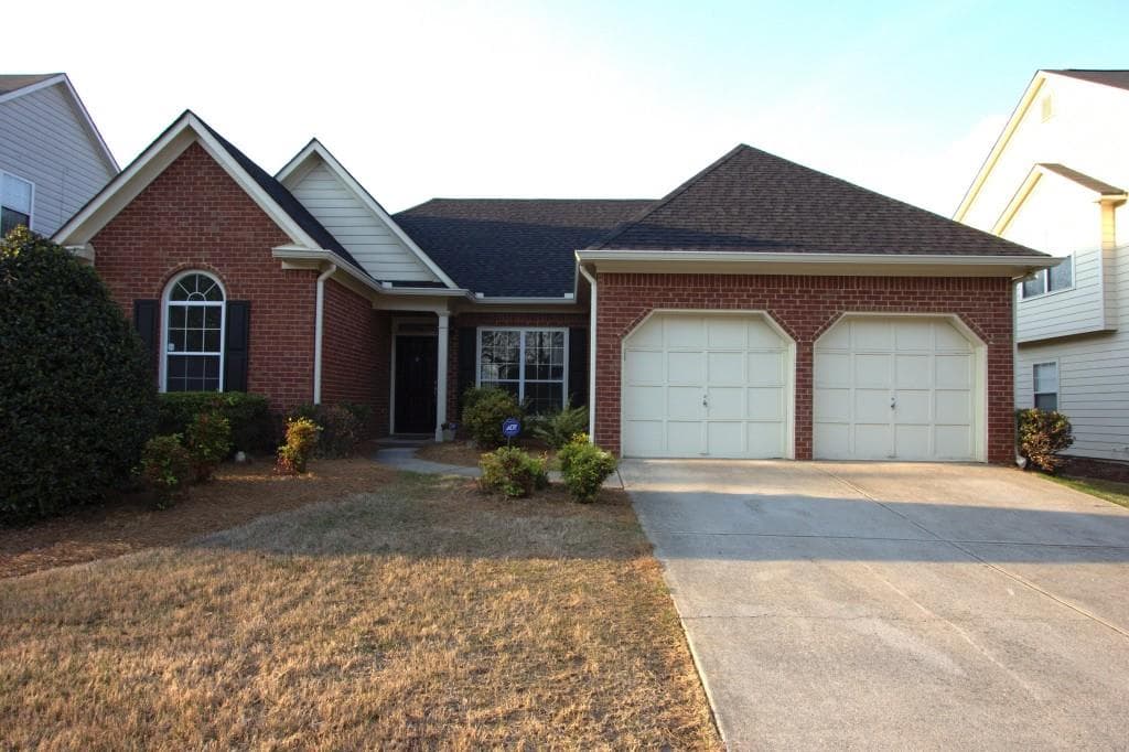 3 bedroom, 1,641 sq ft single family residence sold at 2410 Cogburn Ridge Road, Alpharetta, GA 30004
