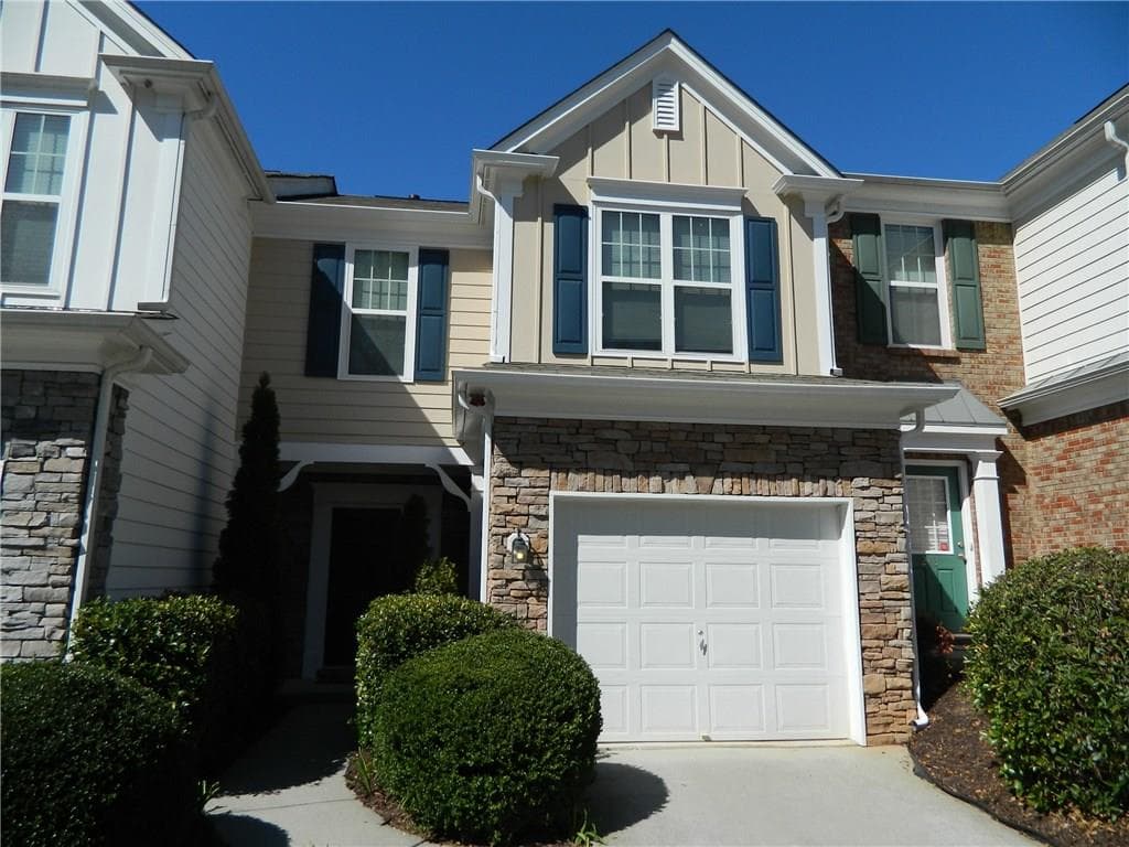3 bedroom, 1,638 sq ft townhouse sold at 241 Kigian Trail 241, Woodstock, GA 30188