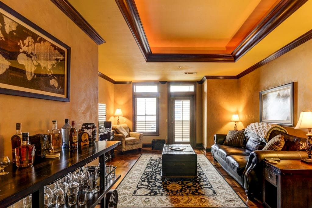 3334 Peachtree Road 1202, Atlanta, GA 30326 — most recent listing photo