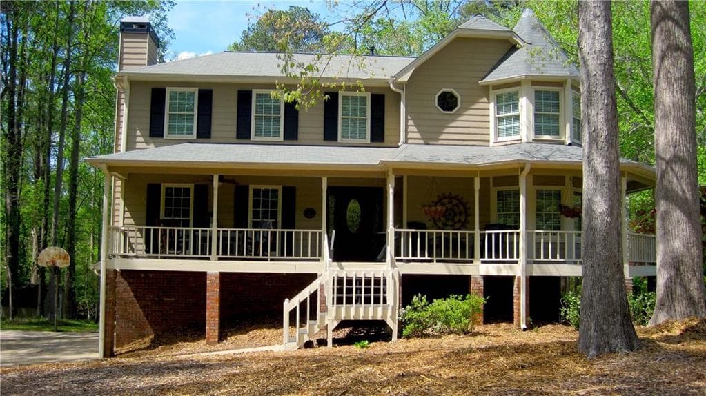 4 bedroom, 2,300 sq ft single family residence sold at 144 Junaluska Drive, Woodstock, GA 30188