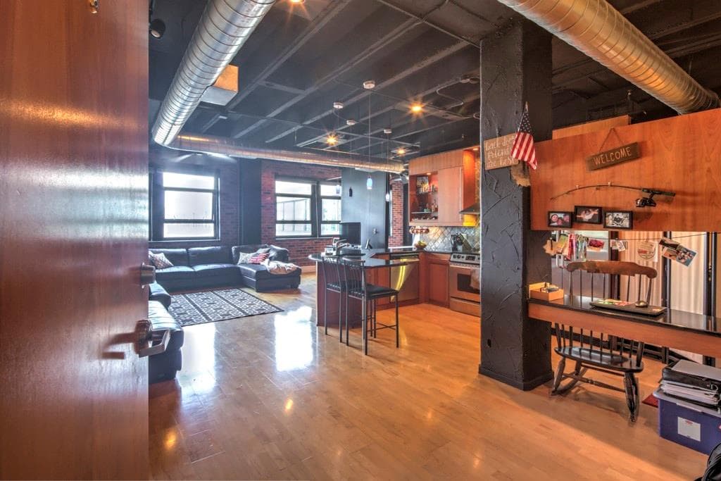 1 bedroom, 850 sq ft condominium sold at 878 Peachtree Street 822, Atlanta, GA 30309