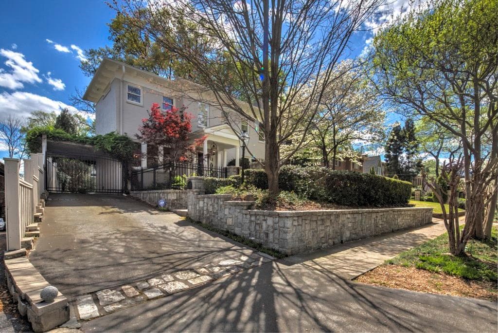 4 bedroom, 3,332 sq ft single family residence sold at 36 26th Street, Atlanta, GA 30309
