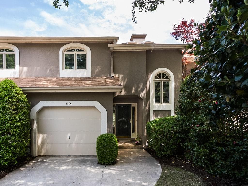 3 bedroom townhouse sold at 1206 Brookhaven Woods Court, Brookhaven, GA 30319