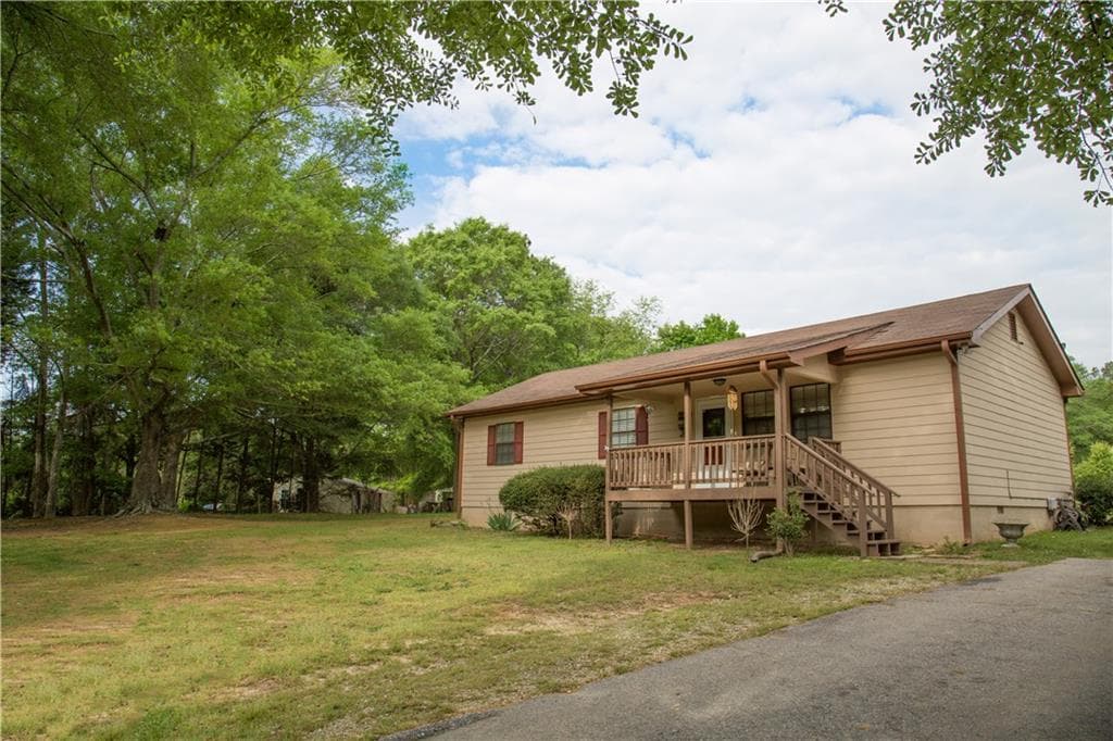 40 Creekwood Road, Winder, GA 30680 — most recent listing photo