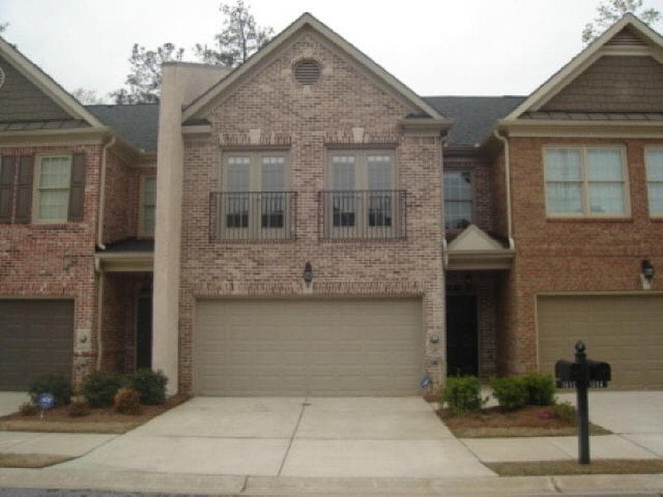 1692 Oakbrook Lake Drive 1692, Norcross, GA 30093 — most recent listing photo