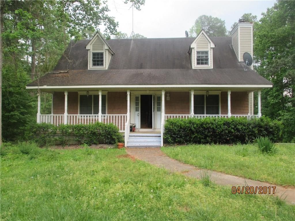 3 bedroom, 1,628 sq ft single family residence sold at 1501 Plunketts Road, Buford, GA 30519