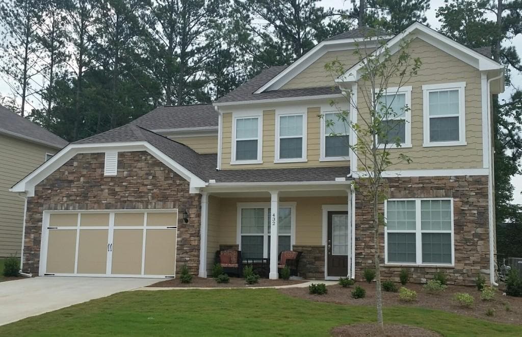 4 bedroom, 3,036 sq ft single family residence sold at 404 Spring View Drive, Woodstock, GA 30188