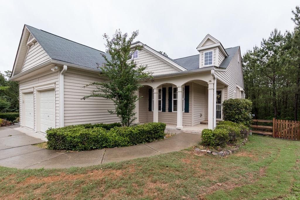 4 bedroom, 3,026 sq ft single family residence sold at 428 Redwood Trail, Canton, GA 30114