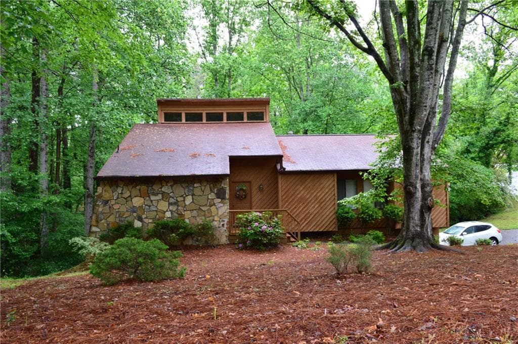 2910 Manitoba Lane, Marietta, GA 30062 — most recent listing photo