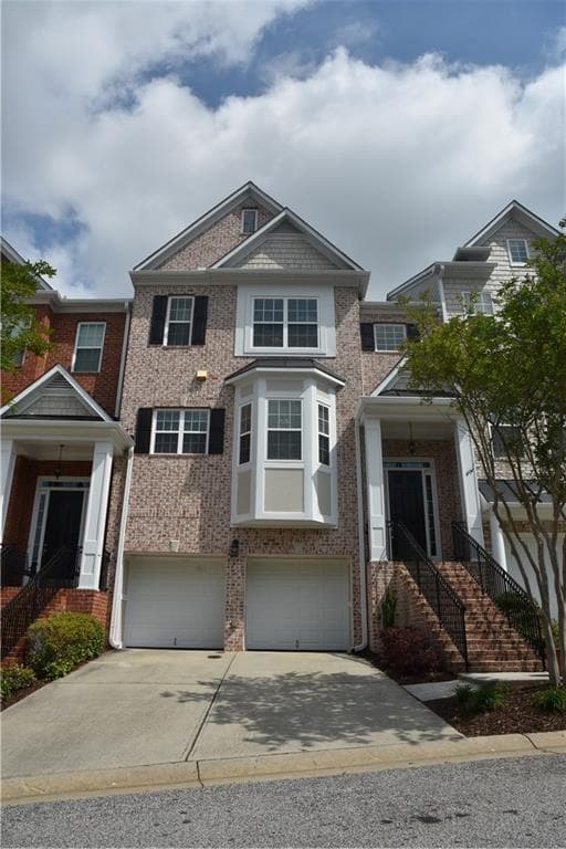 3 bedroom, 2,784 sq ft townhouse sold at 1716 Woodwalk Creek 2, Atlanta, GA 30339