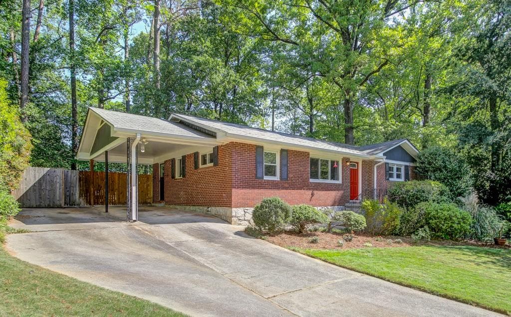 3 bedroom, 1,544 sq ft single family residence sold at 1170 N Druid Woods Court, Decatur, GA 30033