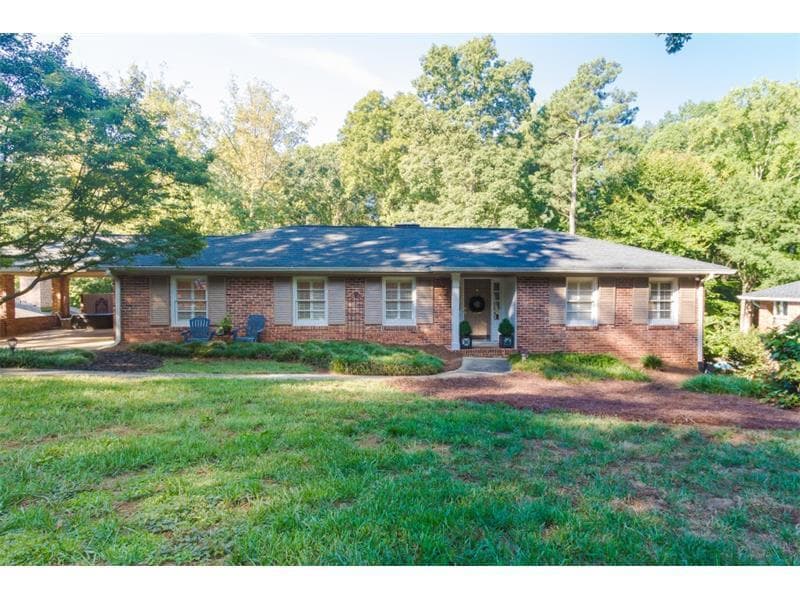 4 bedroom, 2,998 sq ft single family residence sold at 4710 Millbrook Drive, Atlanta, GA 30327