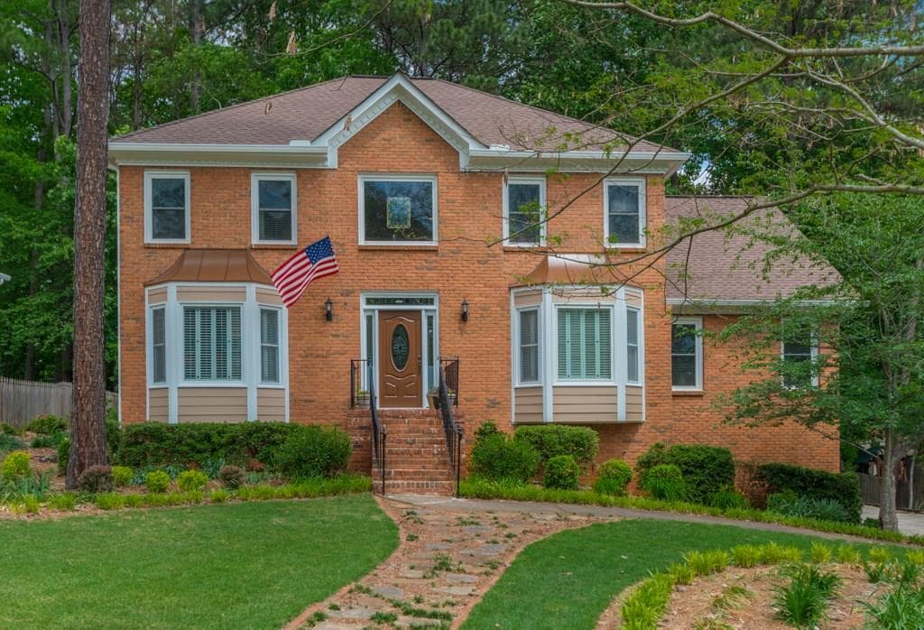 4 bedroom, 4,845 sq ft single family residence sold at 2243 Cape Liberty Drive, Suwanee, GA 30024