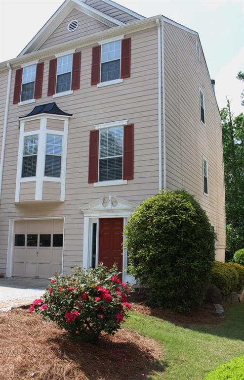 3 bedroom, 1,742 sq ft townhouse sold at 2533 Summit Cove Drive 2533, Duluth, GA 30097