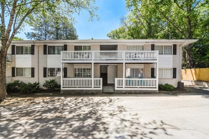1 bedroom, 600 sq ft condominium sold at 1988 Wellbourne Drive 5, Atlanta, GA 30324
