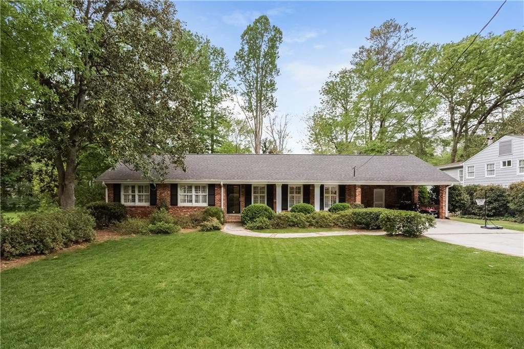 4 bedroom, 2,219 sq ft single family residence sold at 495 Pine Forest Road, Atlanta, GA 30342