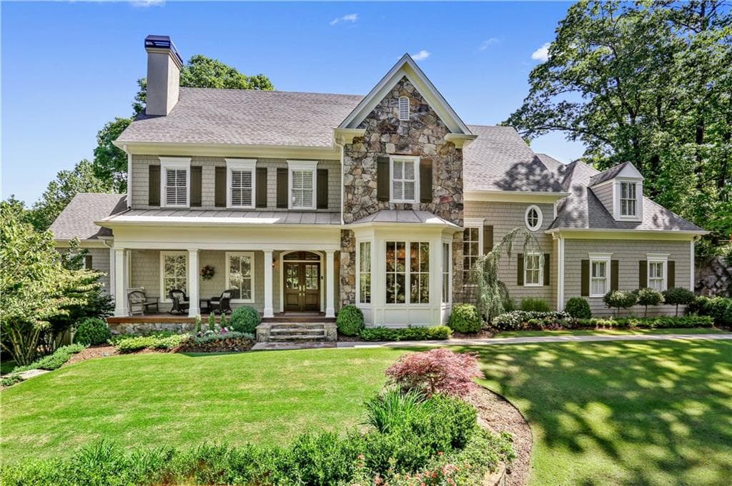 6 bedroom, 8,595 sq ft single family residence sold at 2900 Nancy Creek Road, Atlanta, GA 30327