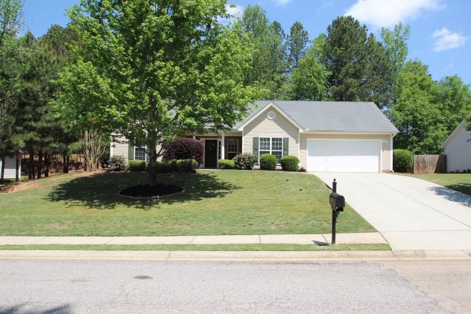 3 bedroom single family residence sold at 1433 Jefferson Walk Circle, Jefferson, GA 30549