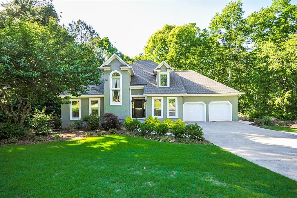 5 bedroom, 3,480 sq ft single family residence sold at 5658 Fairwood Drive, Acworth, GA 30101