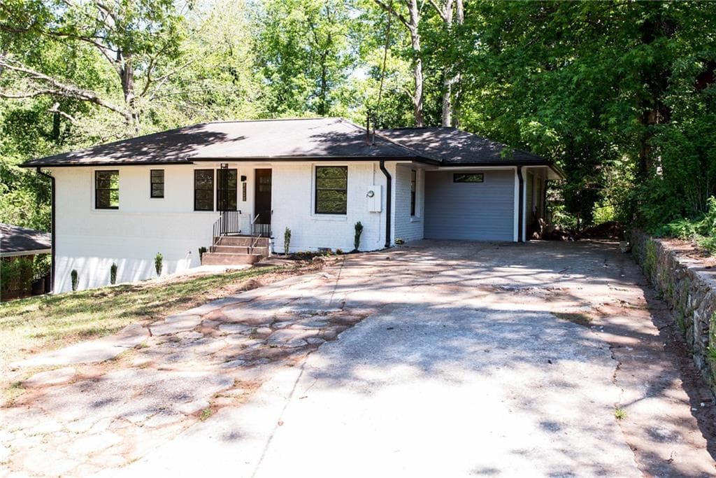 4 bedroom, 1,323 sq ft single family residence sold at 2636 Flagstone Drive, Atlanta, GA 30316