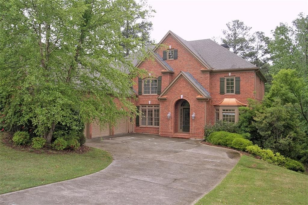 16054 Inverness Trail, Alpharetta, GA 30004 — most recent listing photo