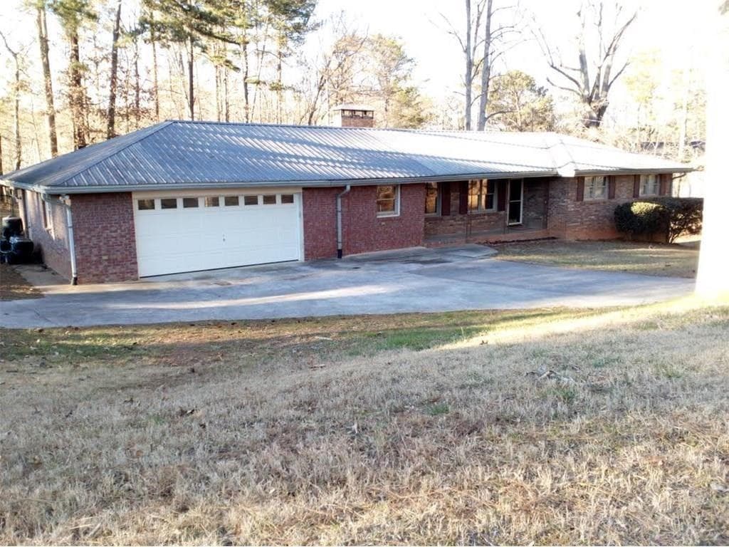 4 bedroom, 2,085 sq ft single family residence sold at 3787 Mars Hill Road, Acworth, GA 30101