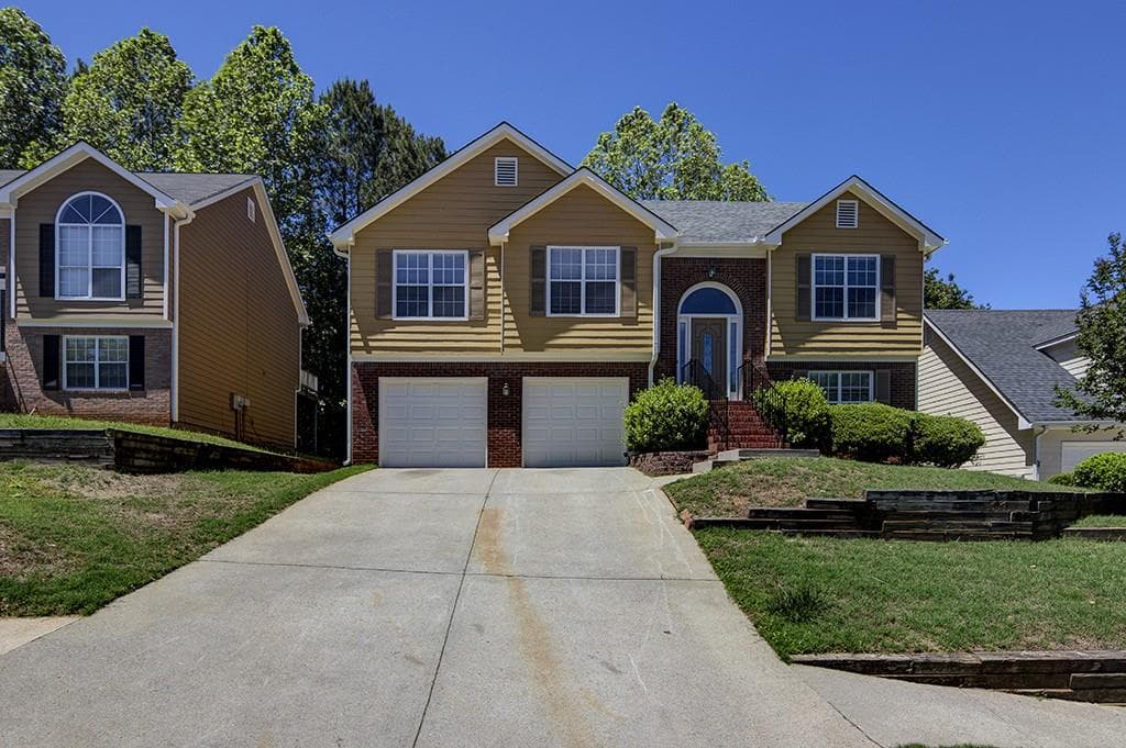 795 Station View Run, Lawrenceville, GA 30043 — most recent listing photo