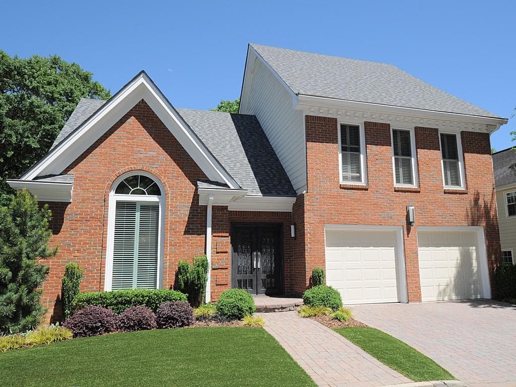 4 bedroom, 3,229 sq ft single family residence sold at 1541 Sheridan Walk, Atlanta, GA 30324