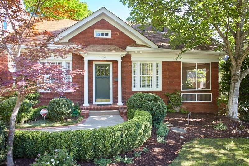 3 bedroom, 2,137 sq ft single family residence sold at 1034 Amsterdam Avenue, Atlanta, GA 30306