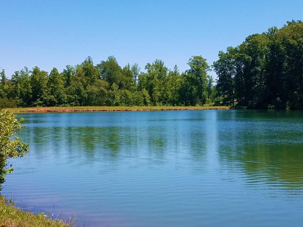 single family residence sold at 926 Antrim Glen Road, Hoschton, GA 30548