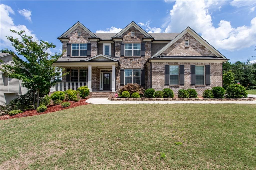 5 bedroom, 3,533 sq ft single family residence sold at 3953 Ivy Gate Drive, Buford, GA 30519