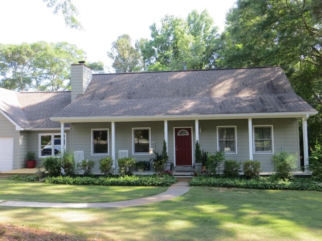 115 Lakeview Court, Fayetteville, GA 30214 — most recent listing photo