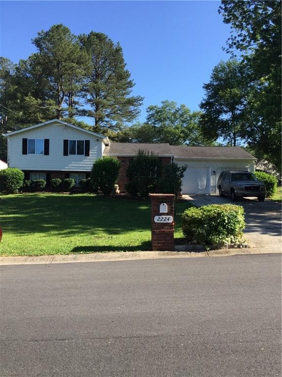 4 bedroom single family residence sold at 2224 Ranch Trail, Norcross, GA 30071