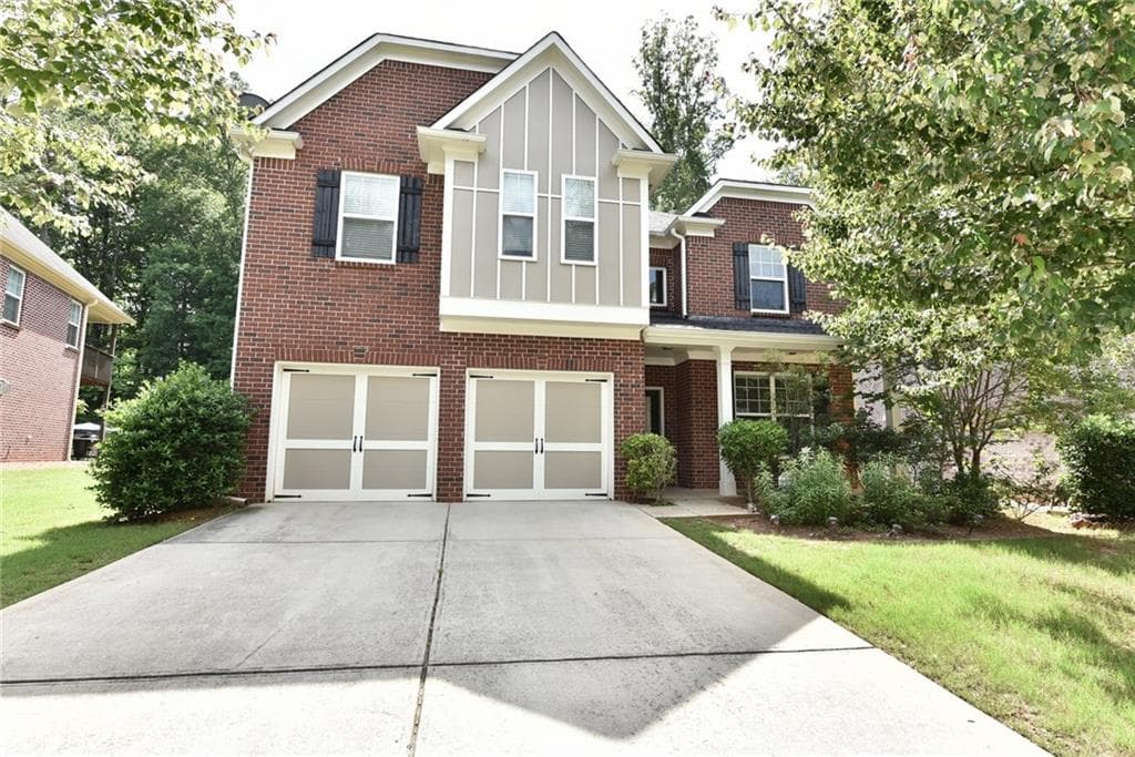 5 bedroom, 3,211 sq ft single family residence sold at 11440 Mabrypark Place, Alpharetta, GA 30022
