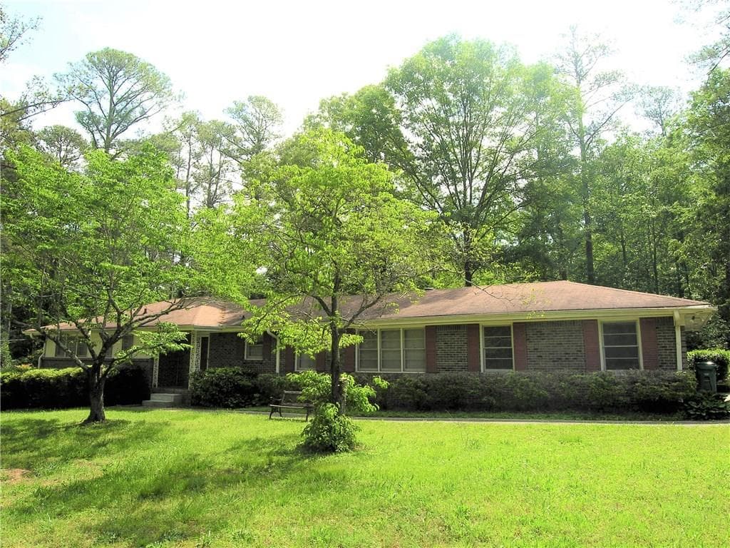 3 bedroom, 1,798 sq ft single family residence sold at 3117 Rockview Drive, Lithonia, GA 30038