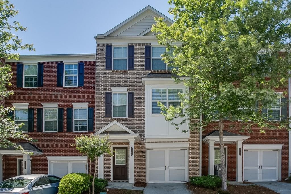 3 bedroom, 1,860 sq ft condominium sold at 2100 Meadow Peak Road 156, Duluth, GA 30097