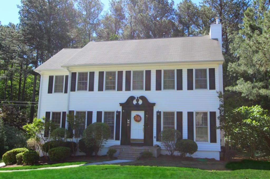 3 bedroom, 2,128 sq ft single family residence sold at 734 Oak Moss Drive, Lawrenceville, GA 30043
