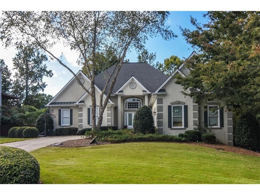 4790 Summerset Lane, Dunwoody, GA 30338 — most recent listing photo