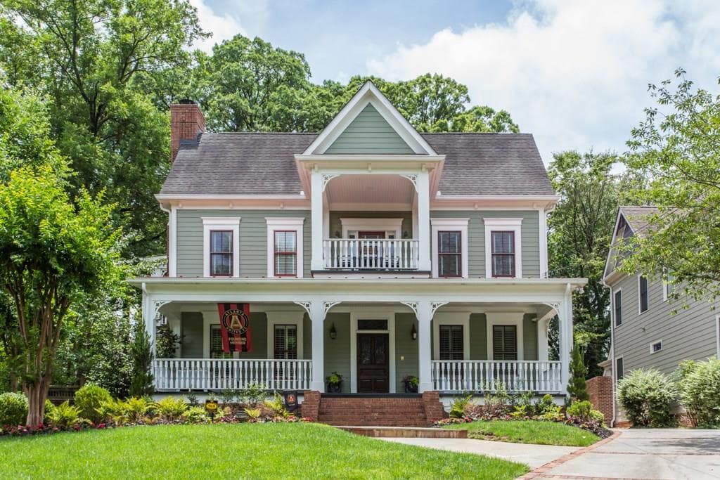 5 bedroom, 4,579 sq ft single family residence sold at 969 Austin Avenue, Atlanta, GA 30307