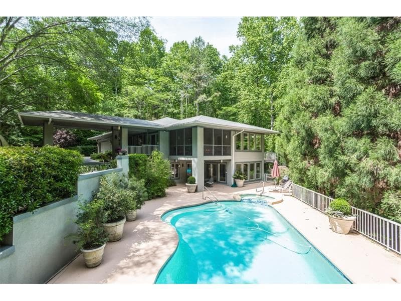 3 bedroom, 2,955 sq ft single family residence sold at 4285 Wickersham Drive, Atlanta, GA 30327