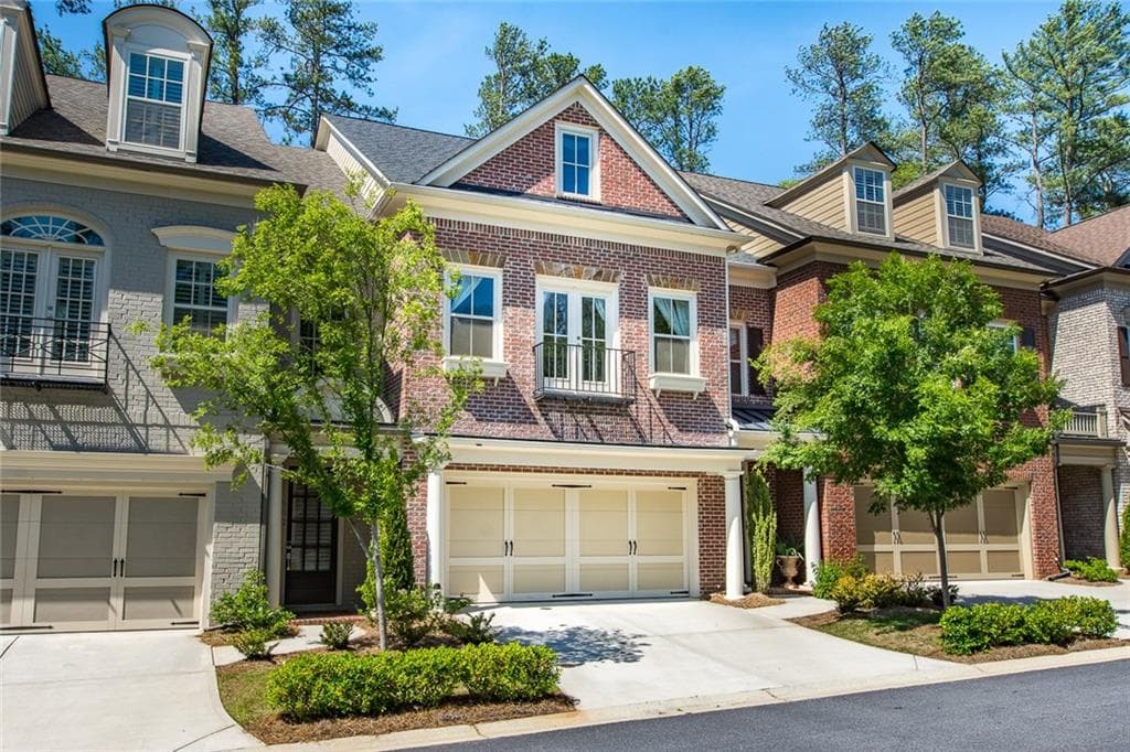 4 bedroom, 3,163 sq ft townhouse sold at 604 Nottaway Lane, Alpharetta, GA 30009
