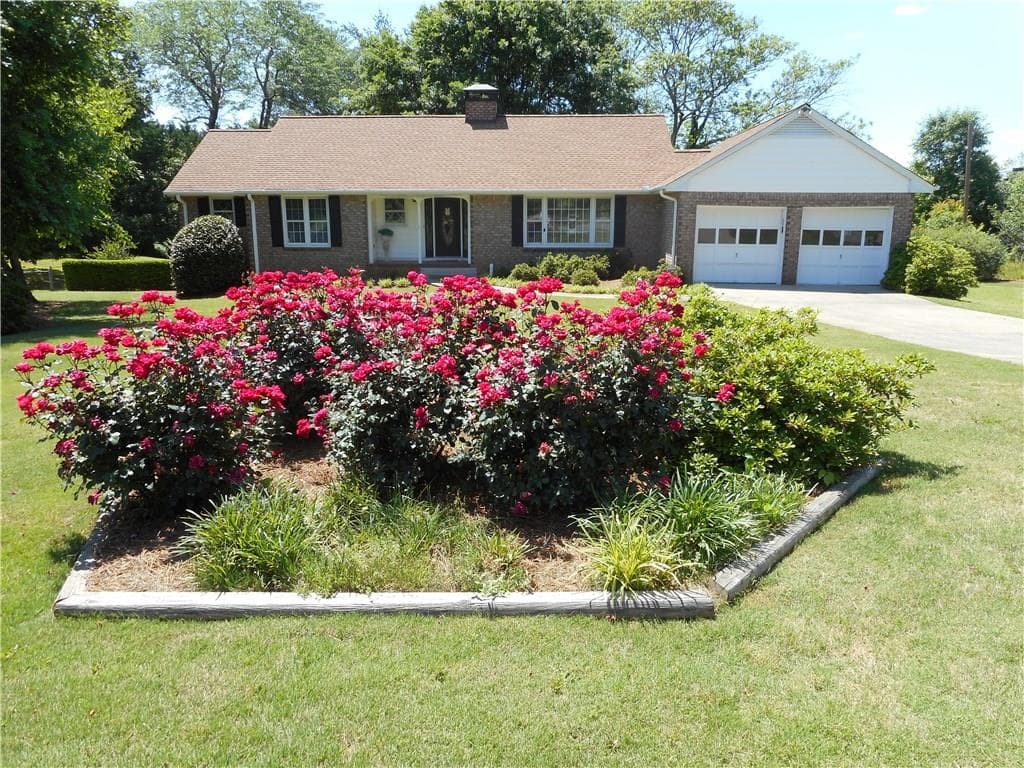 3739 Kensington Drive, Marietta, GA 30066 — most recent listing photo